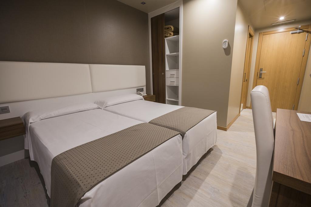 גיחון Hotel La Posada De Roces מראה חיצוני תמונה