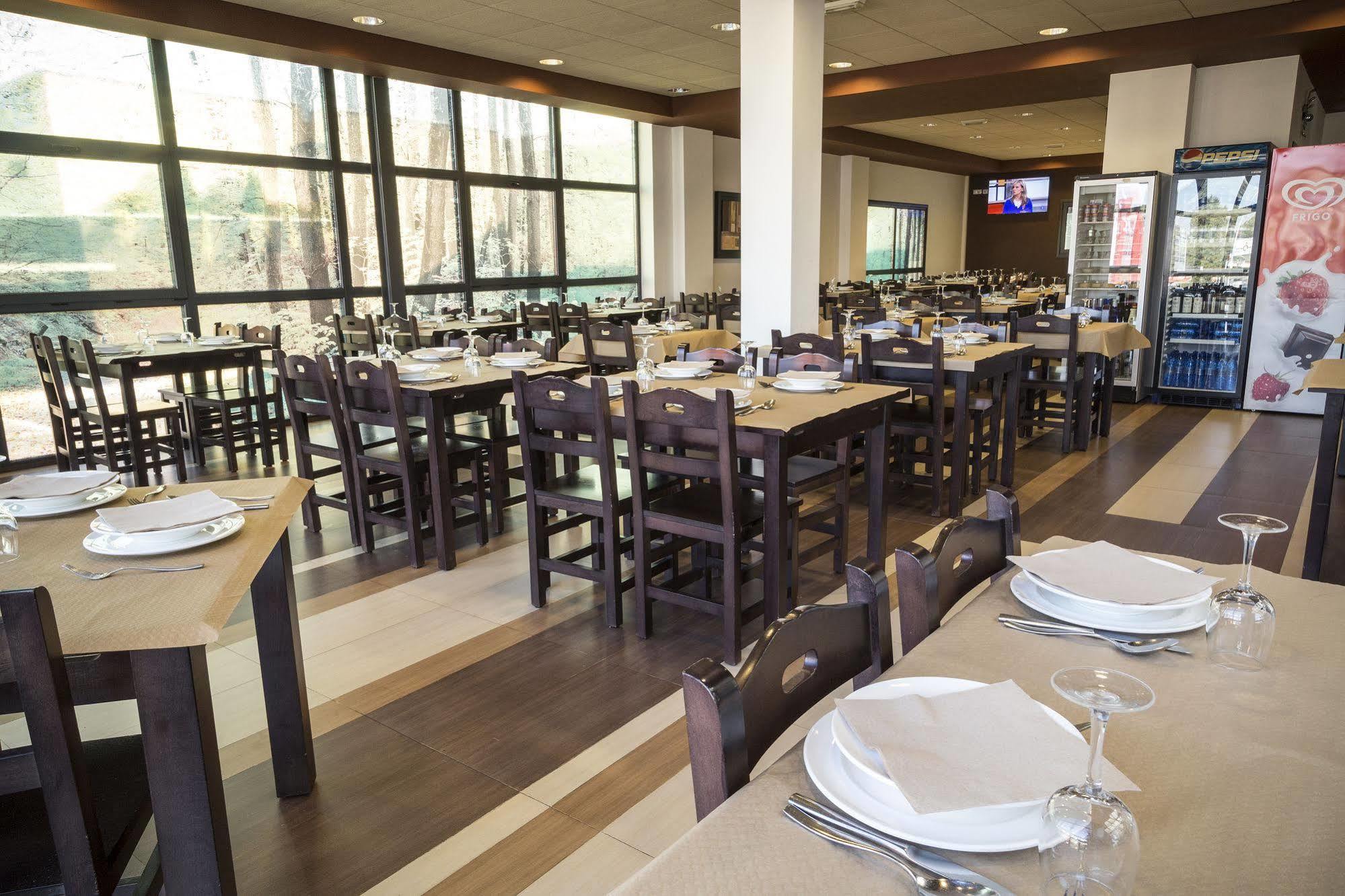 גיחון Hotel La Posada De Roces מראה חיצוני תמונה